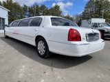 Used 2005 Lincoln Town Car Executive image 4