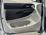 Used 2011 Chrysler Town & Country Touring w/ Entertainment Group #1 image 4