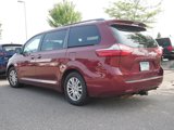 Used 2015 Toyota Sienna XLE image 3