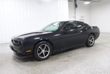 Used 2010 Dodge Challenger SE image 2
