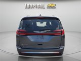 Used 2022 Chrysler Pacifica Touring-L image 4