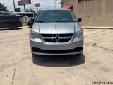Used 2018 Dodge Grand Caravan SE w/ Rear Park Assist Package image 2
