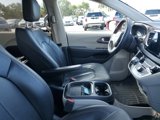 Used 2018 Chrysler Pacifica Touring-L image 2