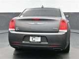 Used 2016 Chrysler 300 C image 5