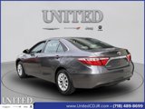 Used 2015 Toyota Camry LE image 4