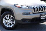 Used 2017 Jeep Cherokee Sport w/ Cold Weather Group image 6