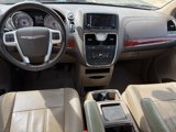Used 2014 Chrysler Town & Country Touring w/ Driver Convenience Group image 4