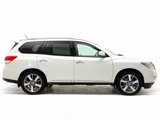 Used 2015 Nissan Pathfinder Platinum image 2