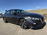 Used 2022 Nissan Altima 2.5 Platinum image 2