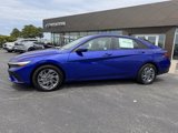 Used 2024 Hyundai Elantra SEL image 2