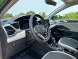 New 2025 Volkswagen Taos SE image 4