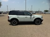Used 2021 Ford Bronco Sport Outer Banks w/ Outer Banks Package image 4
