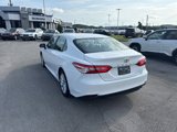 Used 2018 Toyota Camry L image 5