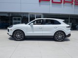 Used 2024 Porsche Cayenne image 2