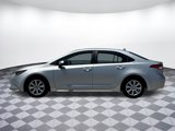 Used 2022 Toyota Corolla LE image 6