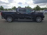 Used 2022 GMC Sierra 1500 SLT w/ SLT Premium Plus Package image 4