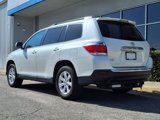Used 2013 Toyota Highlander FWD image 3