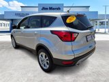 Used 2019 Ford Escape SE image 4