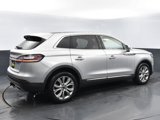 Used 2019 Lincoln Nautilus Reserve image 4