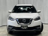 Used 2019 Nissan Kicks SV image 2