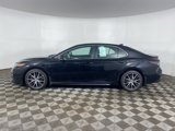 Used 2024 Toyota Camry SE image 5