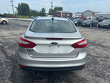 Used 2013 Ford Focus SE w/ SE Winter Pkg image 4