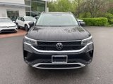Certified 2023 Volkswagen Taos SE w/ Panoramic Sunroof Package image 6