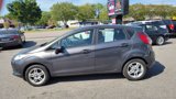 Used 2017 Ford Fiesta SE image 2