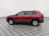 Used 2017 Jeep Cherokee Latitude image 5
