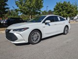 Used 2020 Toyota Avalon Limited image 2
