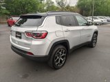 Used 2025 Jeep Compass Limited w/ Sun and Sound Group image 5