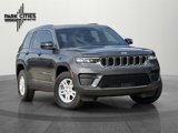 New 2025 Jeep Grand Cherokee Laredo image 2