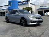 Used 2017 Honda Accord Touring image 2