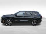 Used 2022 Mitsubishi Outlander ES image 2