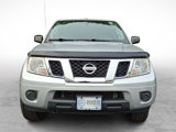 Used 2017 Nissan Frontier SV image 2
