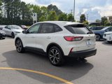Used 2022 Ford Escape SE w/ SE Sport Appearance Package image 5