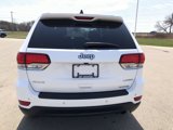Used 2020 Jeep Grand Cherokee Laredo image 4