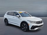 Used 2022 Volkswagen Tiguan SEL R-Line image 2