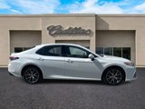 Used 2021 Toyota Camry XLE image 2