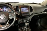 Used 2020 Jeep Cherokee Latitude w/ Cold Weather Group image 6