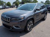 Used 2019 Jeep Cherokee Overland image 2