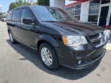 Used 2019 Dodge Grand Caravan SXT image 2
