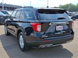 Certified 2022 Ford Explorer XLT w/ Equipment Group 202A image 4