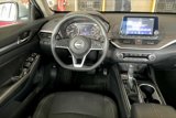 Used 2023 Nissan Altima 2.5 SV image 5