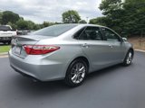 Used 2016 Toyota Camry SE image 5