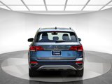 Used 2023 Volkswagen Taos SE image 3