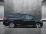 Used 2012 Toyota Sienna XLE image 4