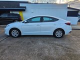 Used 2020 Hyundai Elantra SE w/ Cargo Package (C1) image 2