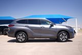 Used 2021 Toyota Highlander XLE image 4