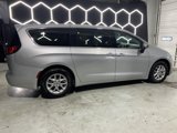 Certified 2023 Chrysler Voyager LX image 6